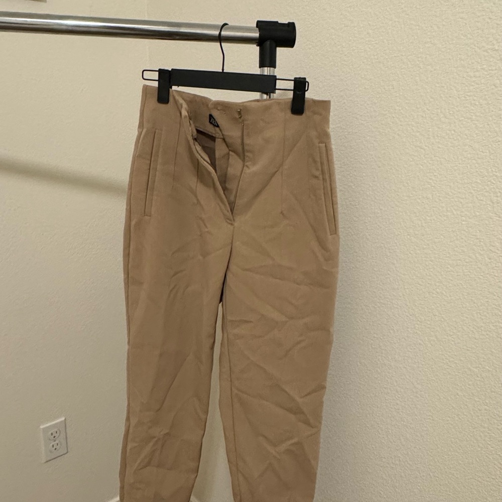 Zara Women's Tan Trousers